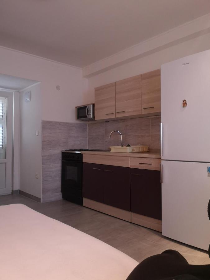 Apartments Govic Zaboric Δωμάτιο φωτογραφία