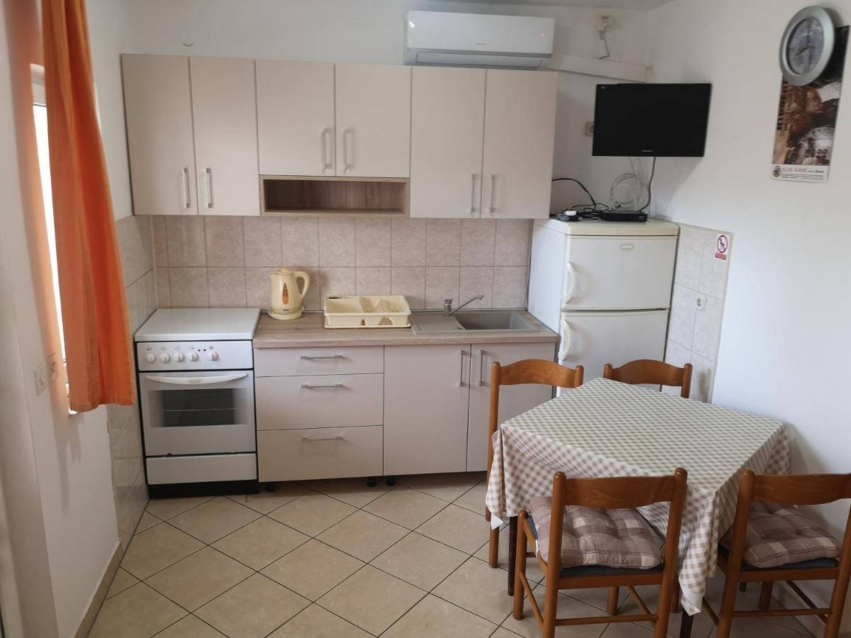 Apartments Govic Zaboric Εξωτερικό φωτογραφία