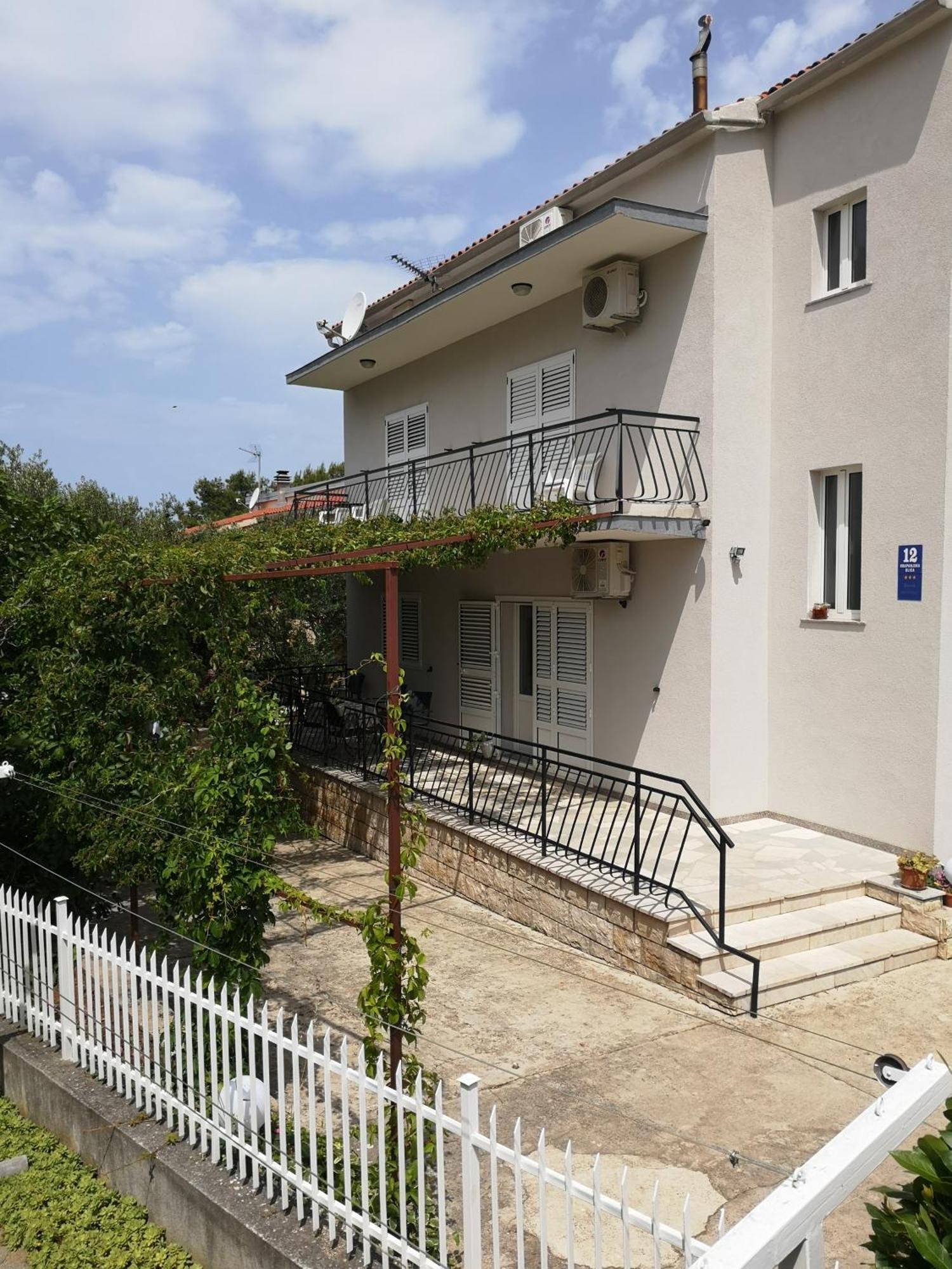 Apartments Govic Zaboric Εξωτερικό φωτογραφία