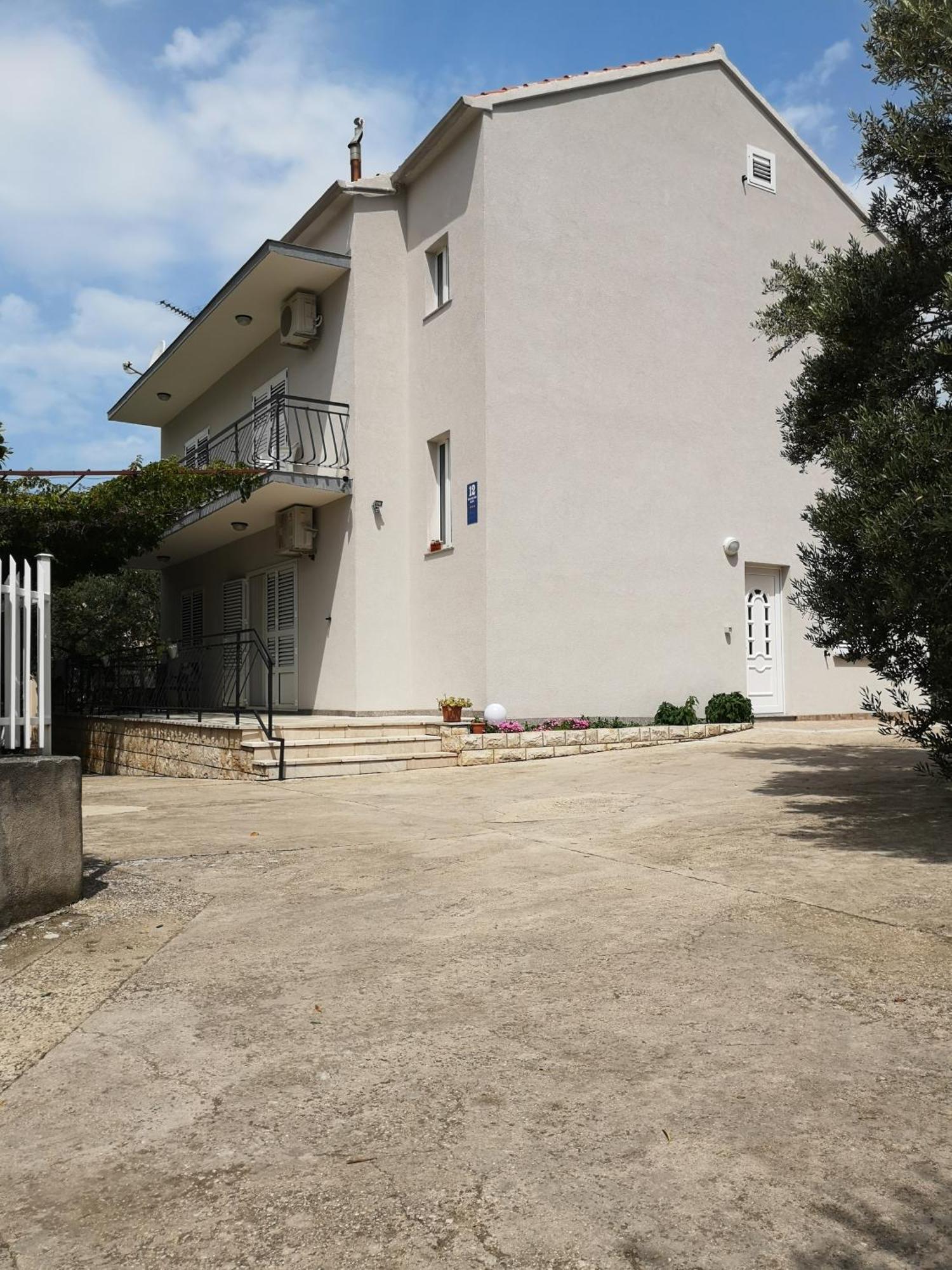 Apartments Govic Zaboric Εξωτερικό φωτογραφία