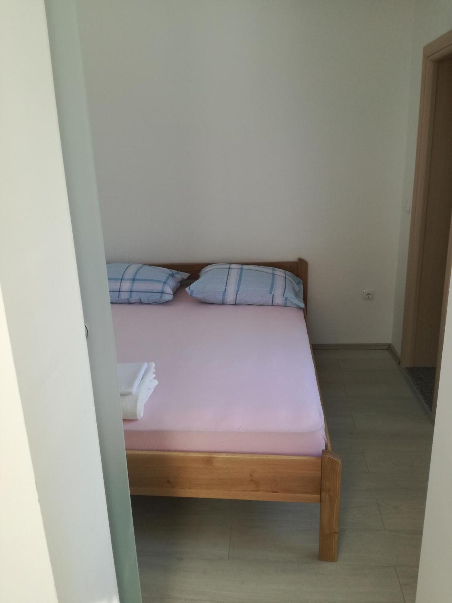 Apartments Govic Zaboric Δωμάτιο φωτογραφία